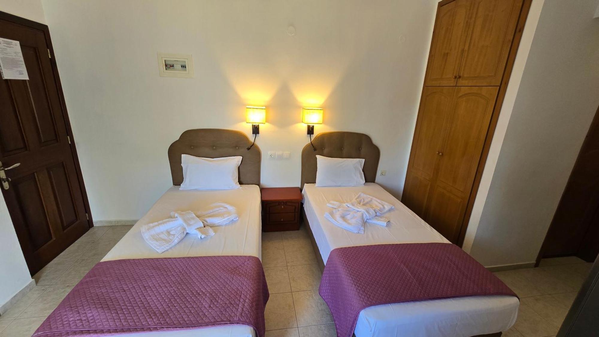 Itamos House Vourvourou Hotel ภายนอก รูปภาพ